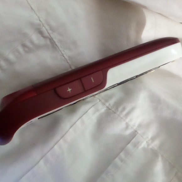 Doro FLIP PHONE - Consumer Cellular Excellent working condition - Picture 10 of 15